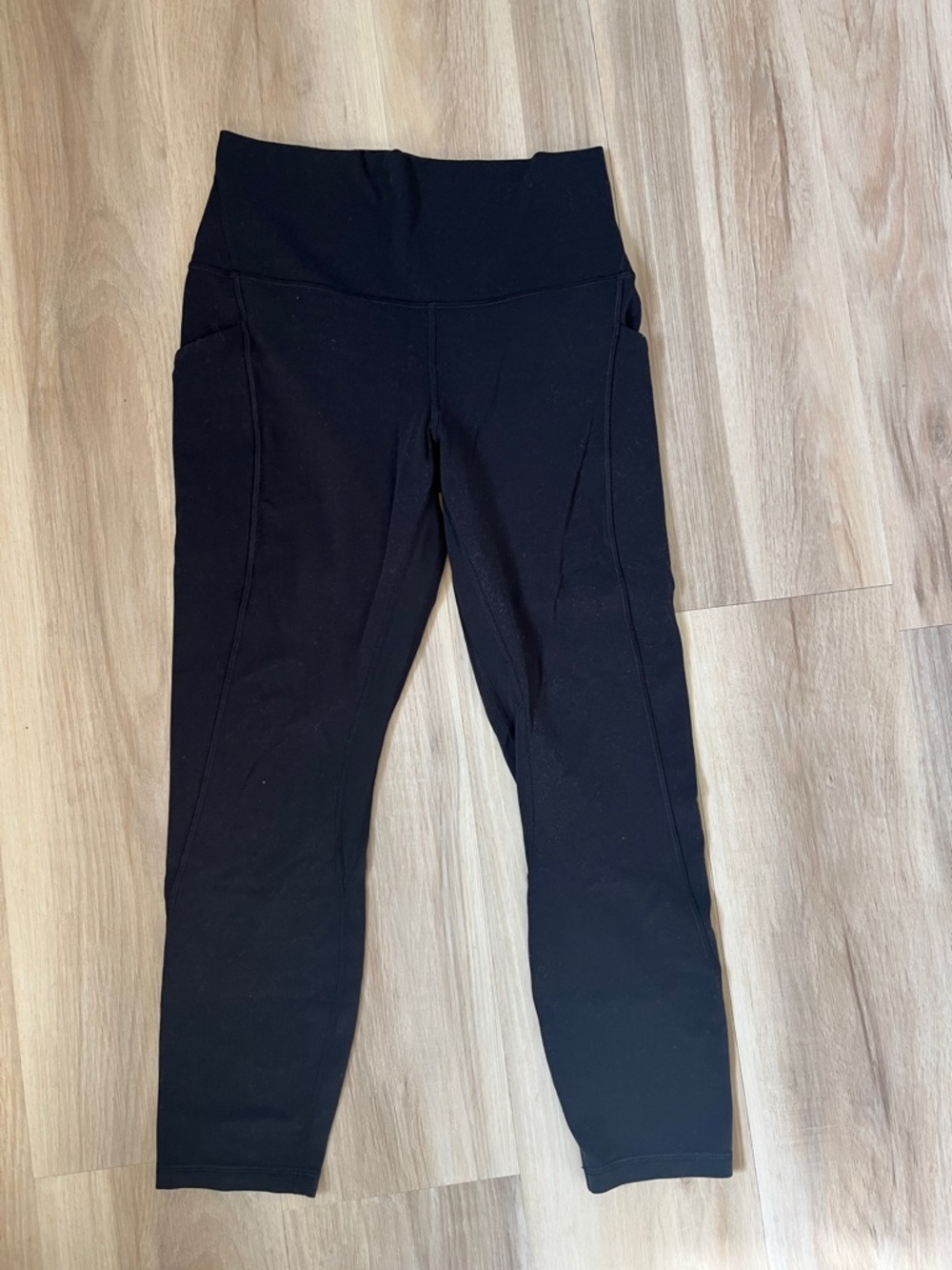 Lululemon Black High-Rise Crop Leggings with Side Pockets